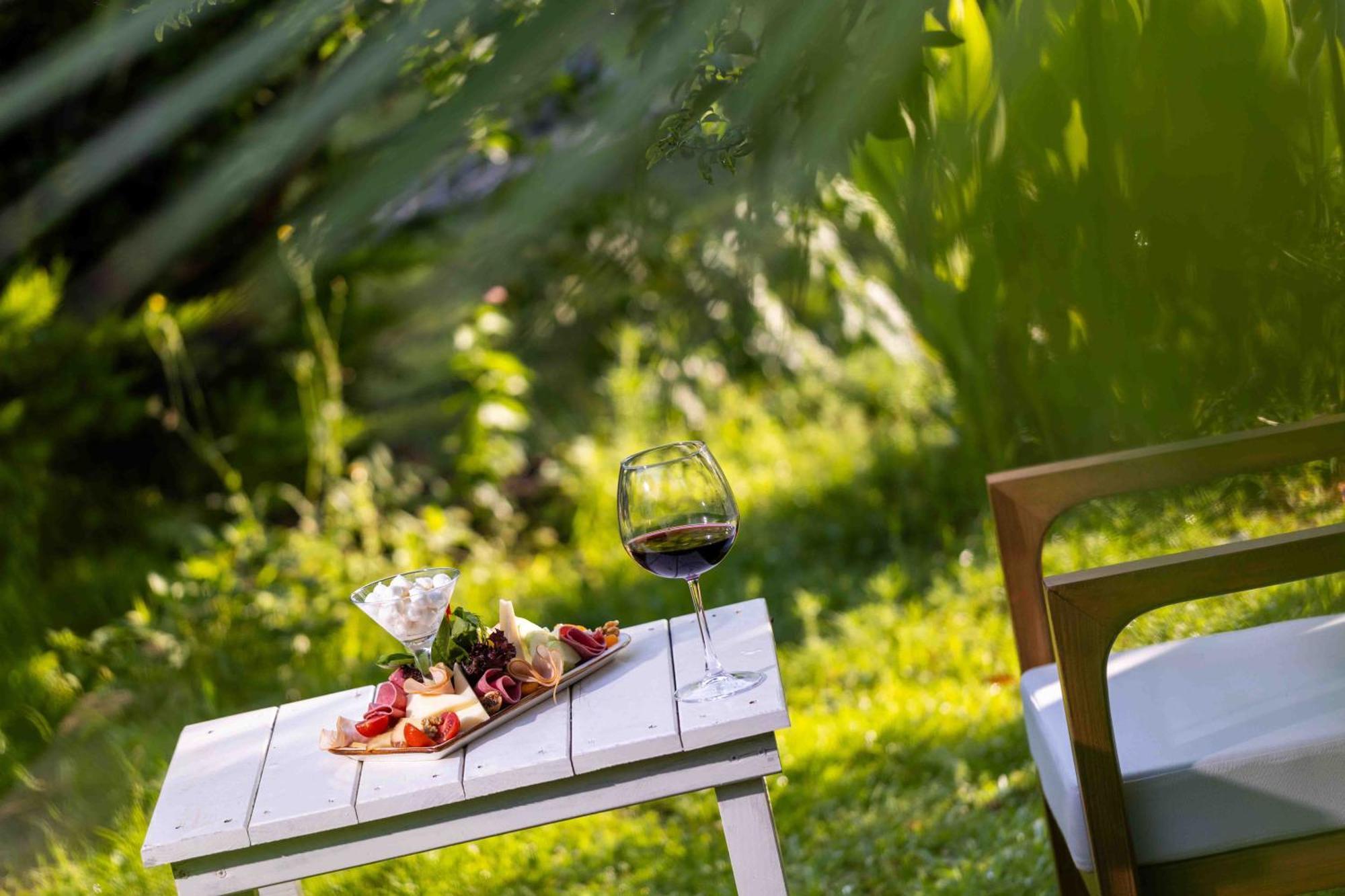 Etenna Bed & Breakfast