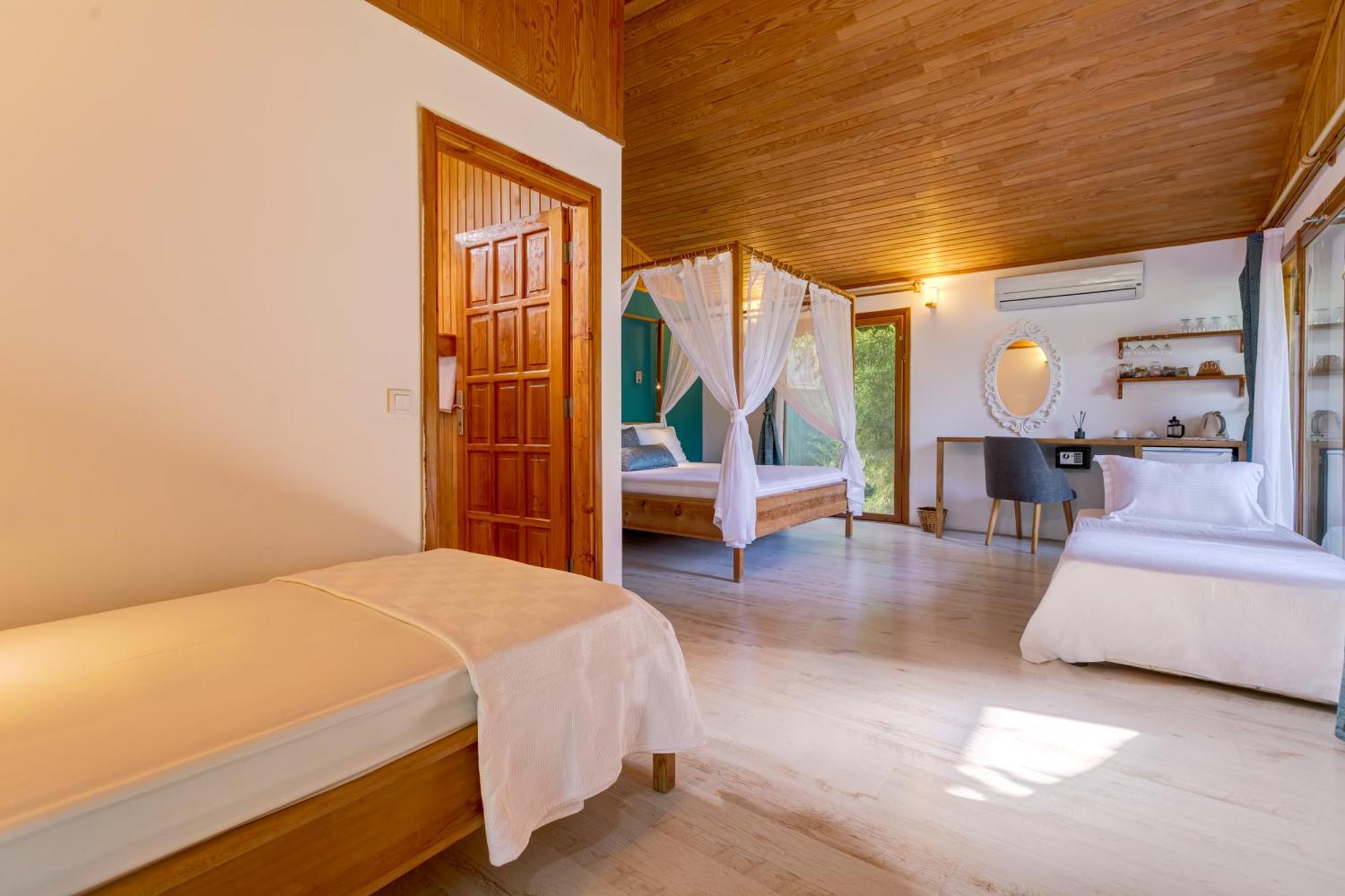 Bed & Breakfast Etenna Çıralı