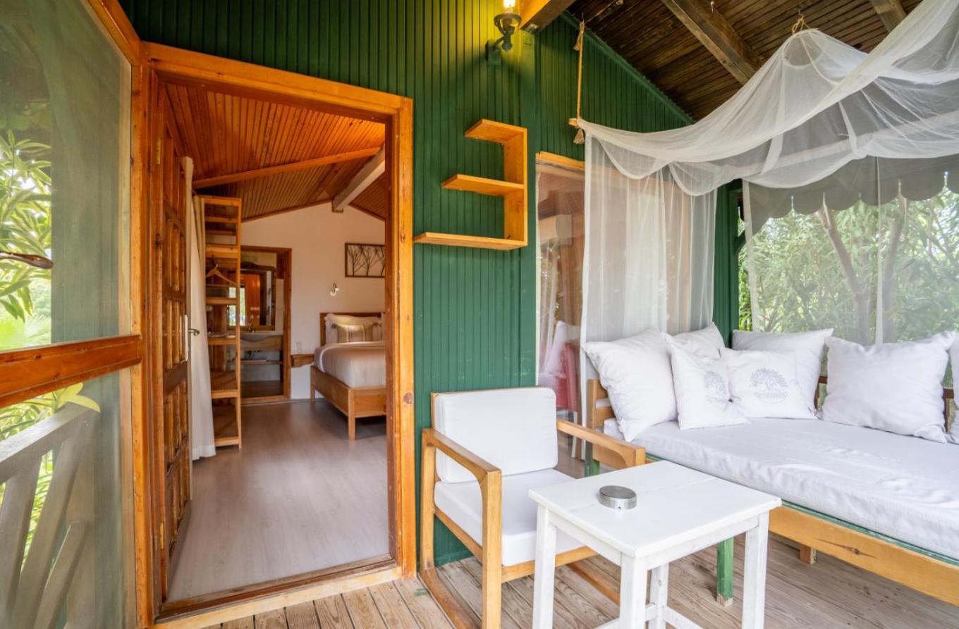 Etenna Bed & Breakfast 3*